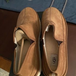 NWT Ugg slippers
